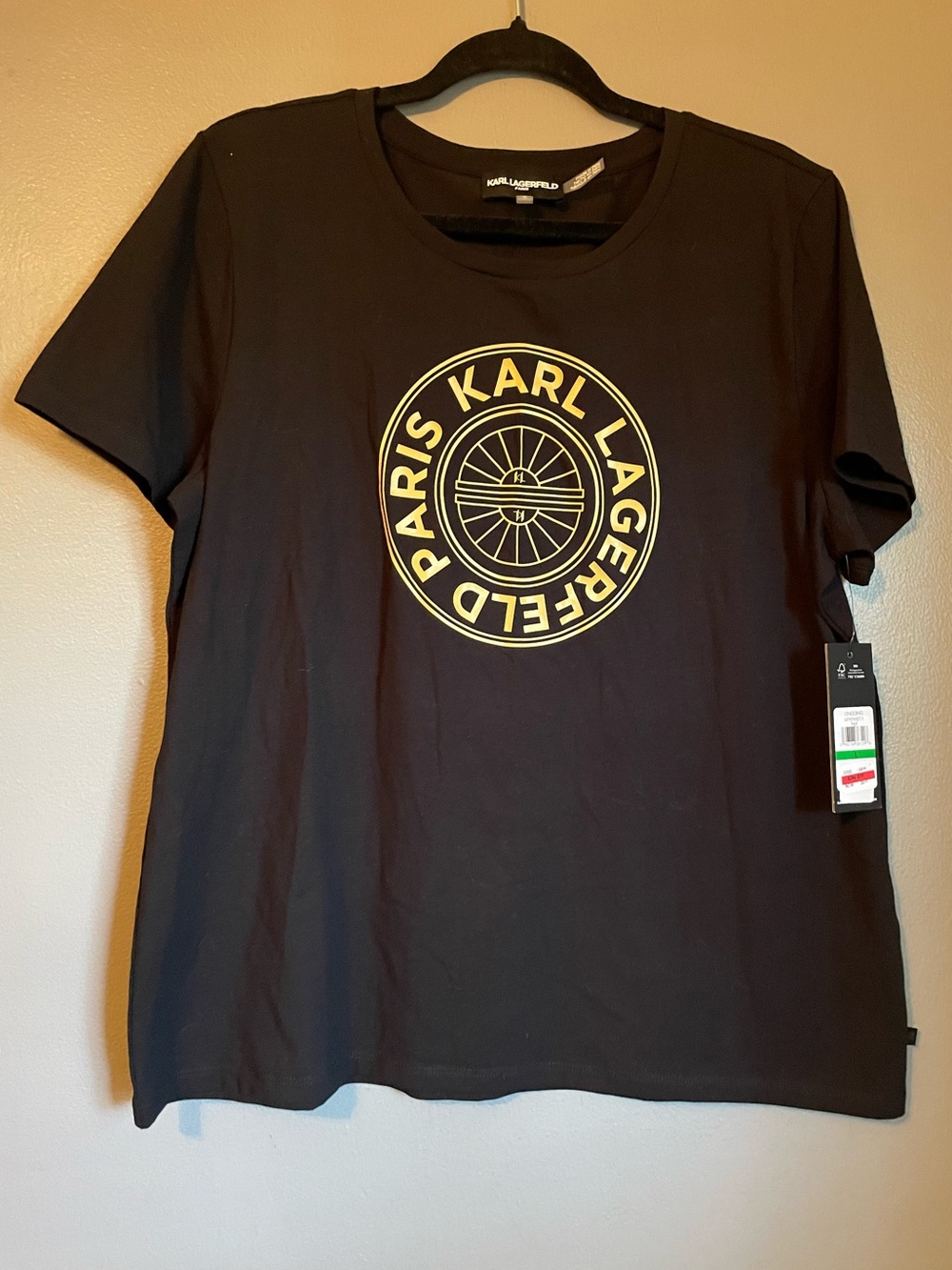 NWT Karl Lagerfeld Sz Large Women’s Black Gold Graphic Logo T-shirt Top Ret $59! - Picture 2 of 11